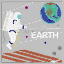 Load image into Gallery viewer, Space Exploration Complete Quilt and Game
