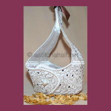 Load image into Gallery viewer, Regal Basket
